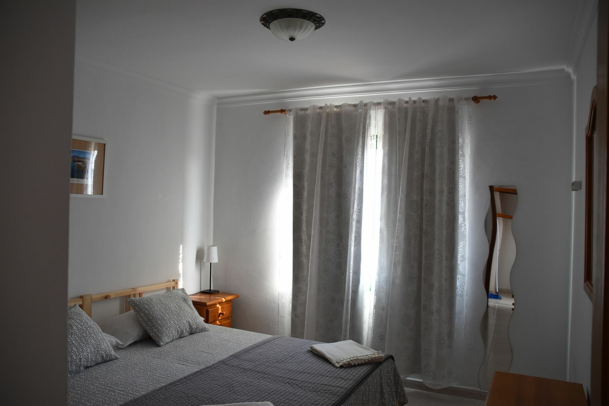 Alhambra Apartamentos تياس المظهر الخارجي الصورة